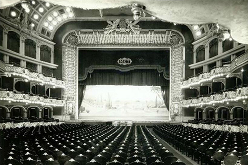 Inside The Met. 1942